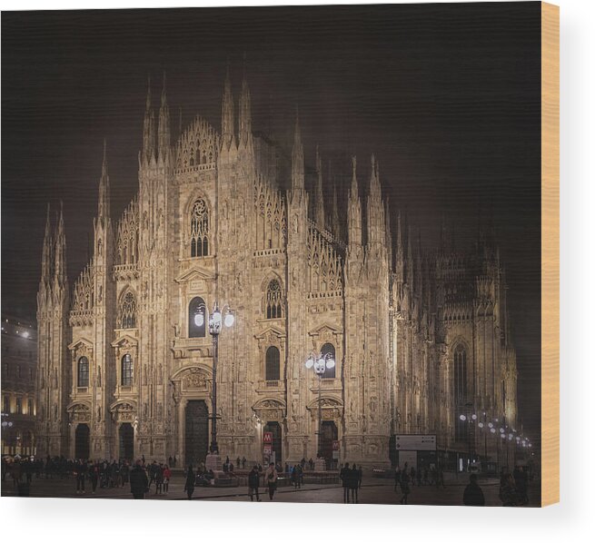 Milan Wood Print featuring the photograph Duomo Di Milano On A Foggy Night by Elvira Peretsman