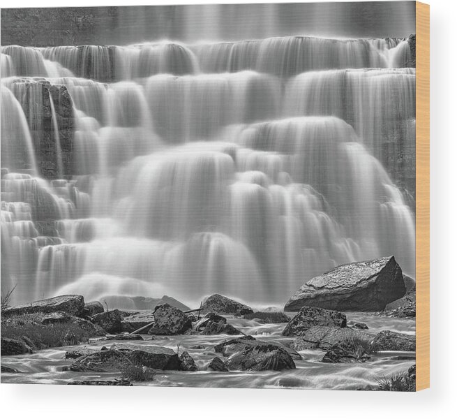 Chittenango Falls Wood Print featuring the photograph Falling Water by Rod Best