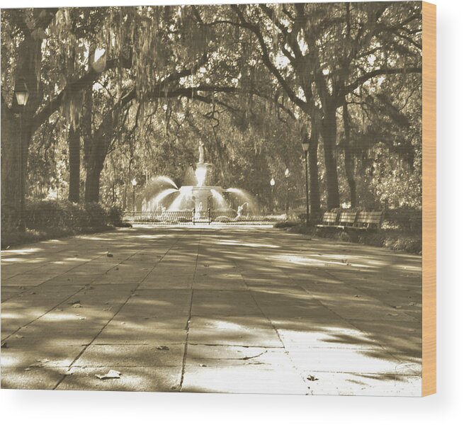 Forsyth Park Wood Print featuring the photograph Forsyth Park Fountain by Theresa Fairchild