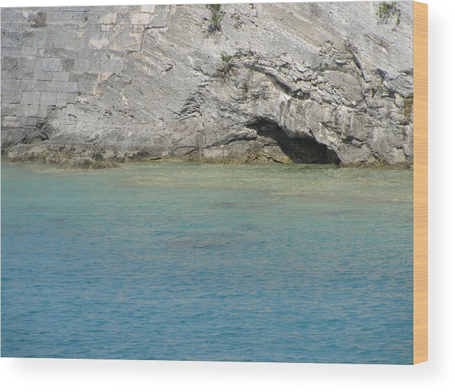 Landscape Wood Print featuring the photograph Bermuda Cave by Natalie Rotman Cote