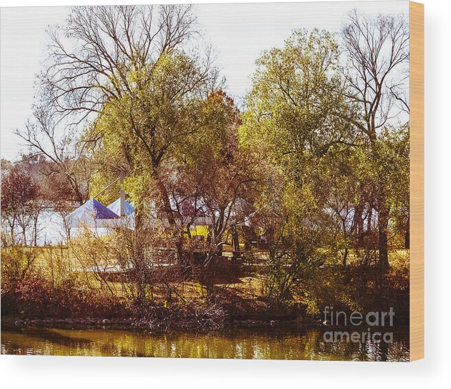 Island Wood Print featuring the photograph At the Lake-45 by David Fabian