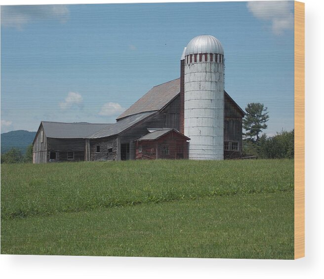 Vermont Wood Print featuring the photograph Barn and Silo in Vermont by Catherine Gagne
