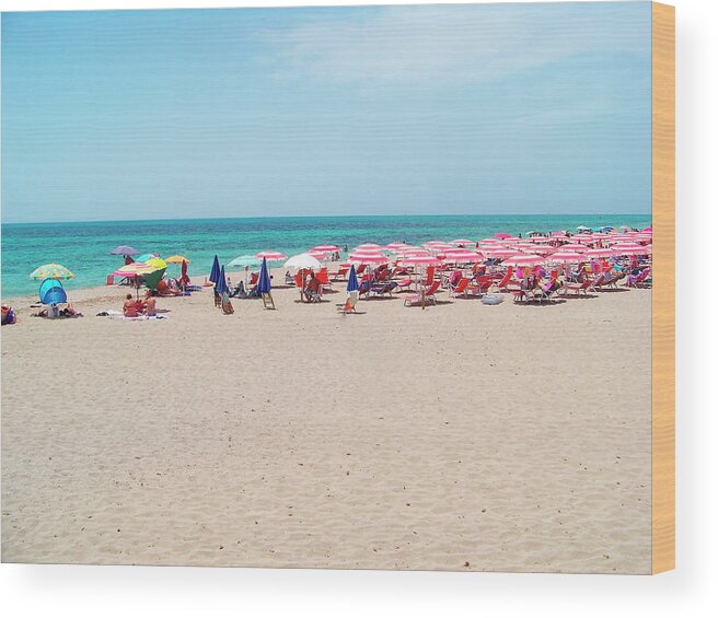 Adriatic Sea Wood Print featuring the photograph Beach In Salento by Stefano Salvetti