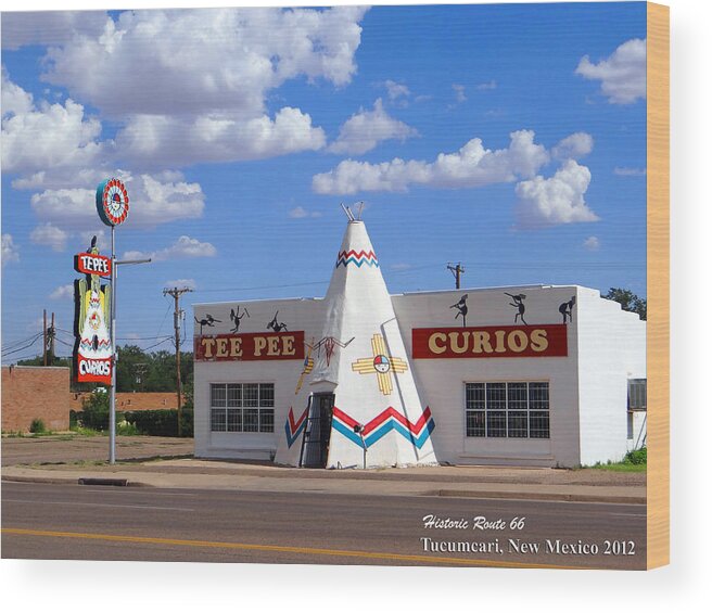 New Mexico Wood Print featuring the photograph Curiosity by Tom DiFrancesca