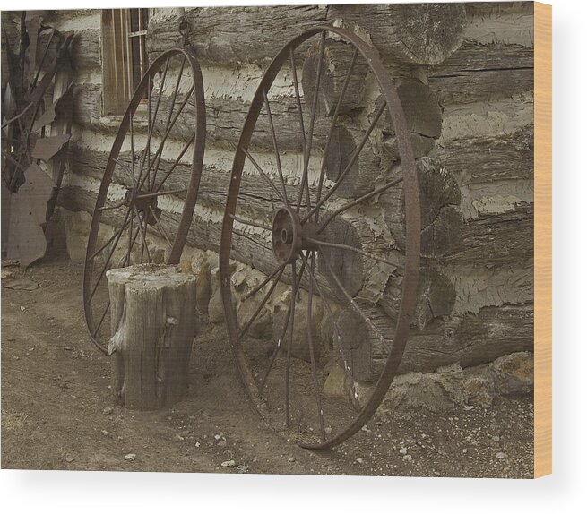 Wagon Wheels Wood Print featuring the photograph Days Gone By by Kathleen Scanlan