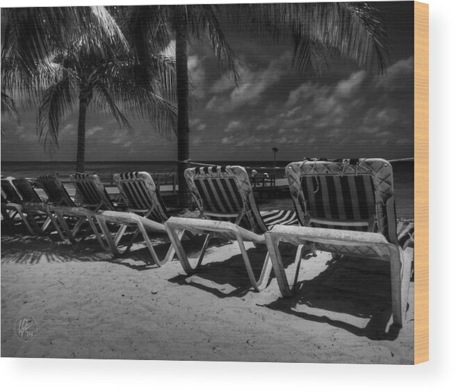 Grand Turk Wood Print featuring the photograph Grand Turk Vacation 003 BW by Lance Vaughn