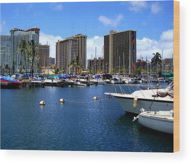 Hawaii Wood Print featuring the photograph Hawaiian Marina by Kara Stewart