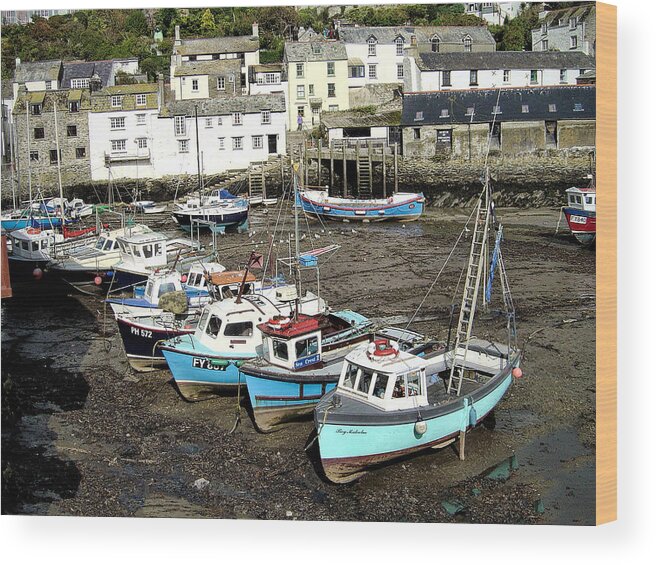 Polperro Harbour Wood Print featuring the photograph Low Tide by Phyllis Taylor