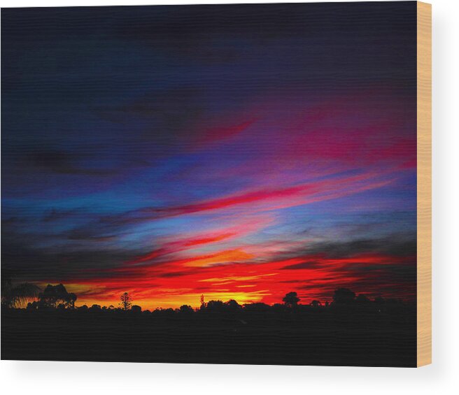 Dawn Wood Print featuring the photograph Magnetic Dawn by Mark Blauhoefer