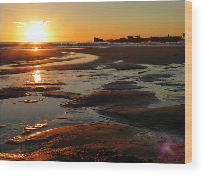 Sunset Wood Print featuring the photograph Seacliff Extreme Low Tide by Amelia Racca