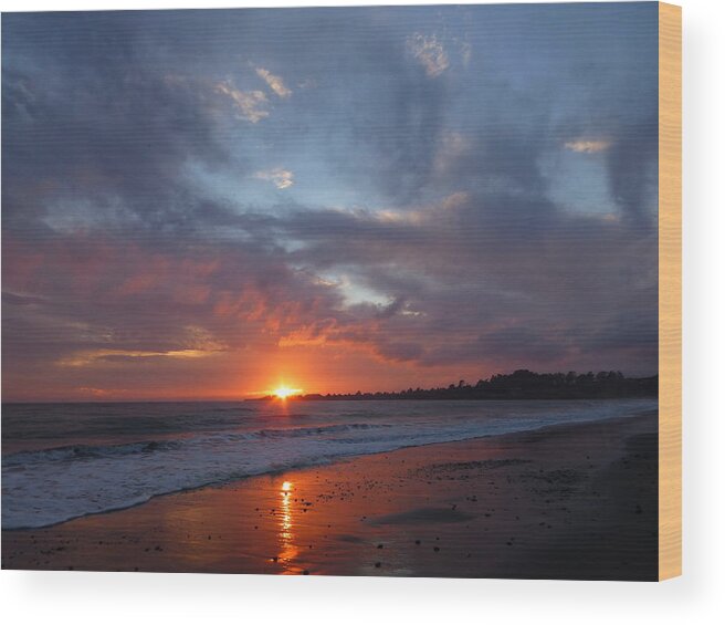 Beachscape Wood Print featuring the photograph Sunset Before The Storm by Amelia Racca