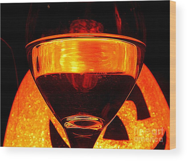 New Orleans Photography Wood Print featuring the photograph Treatful Brew by Michael Hoard