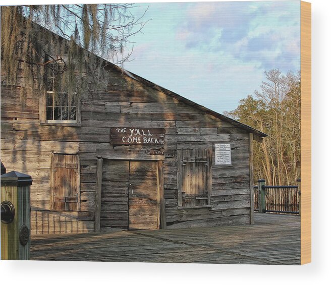  Conway Sc Wood Print featuring the photograph Y'all Come Back by Sandra Anderson