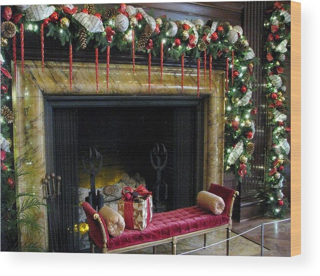 Marble Fireplaces Wood Print featuring the photograph At The Hearth Of Christmas by Angela Davies