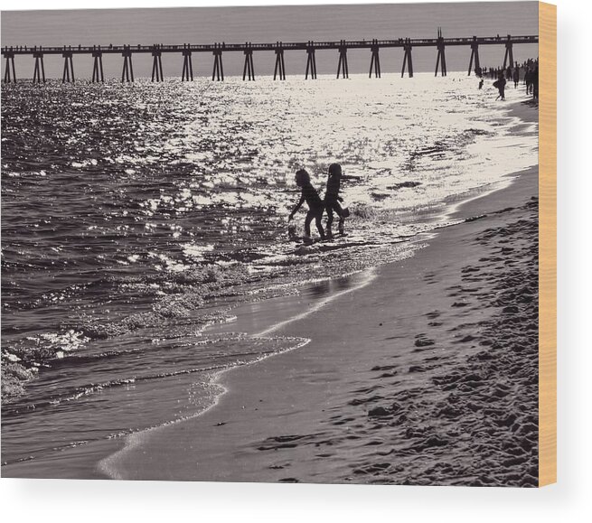 Beach Wood Print featuring the photograph Beach Day by Kathy Bassett