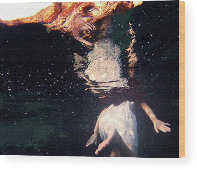 Swim Wood Print featuring the photograph Chasing Sirens by Gemma Silvestre