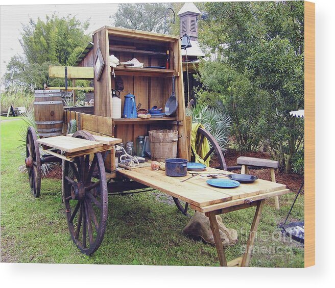 Wagon Wood Print featuring the photograph Cracker Chuck Wagon by D Hackett