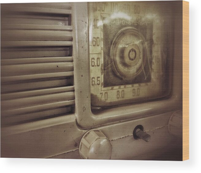Radio Wood Print featuring the photograph Dialing in by Olivier Calas