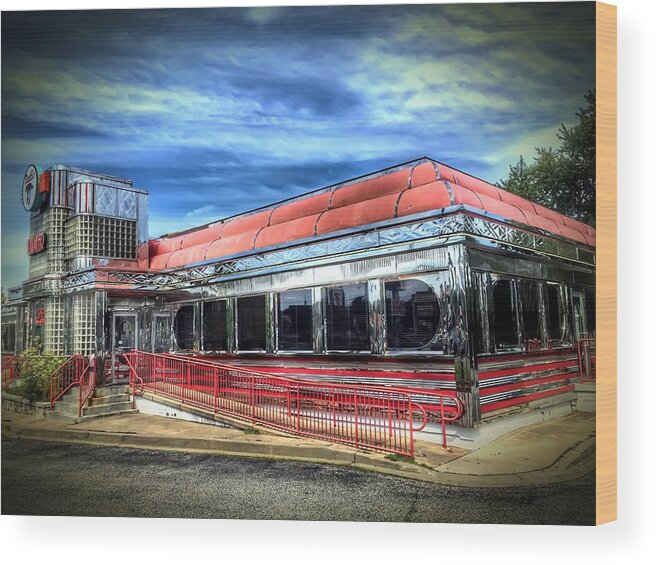 Diner Wood Print featuring the photograph Double T Diner by Chris Montcalmo