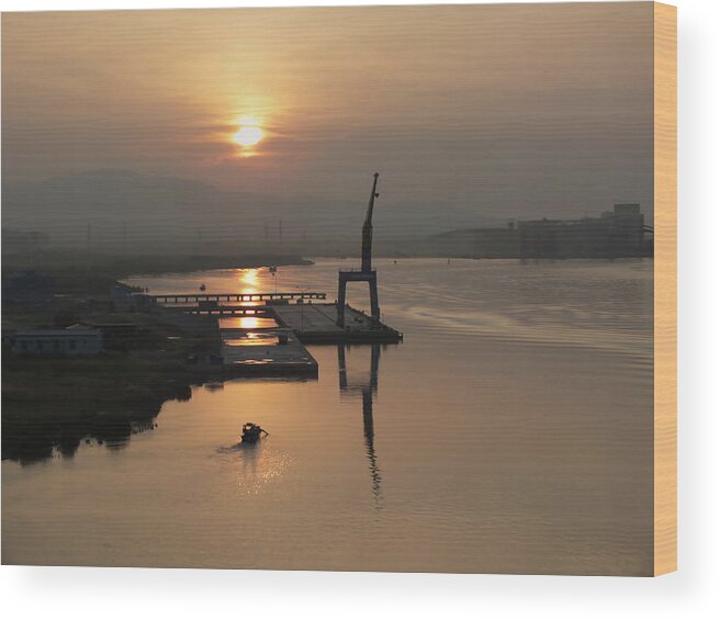 Travel Wood Print featuring the photograph Early Hour on the River by Lucinda Walter