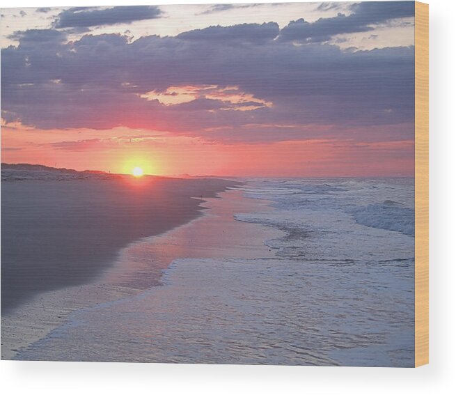 Sunrise Wood Print featuring the photograph First Daylight by Newwwman