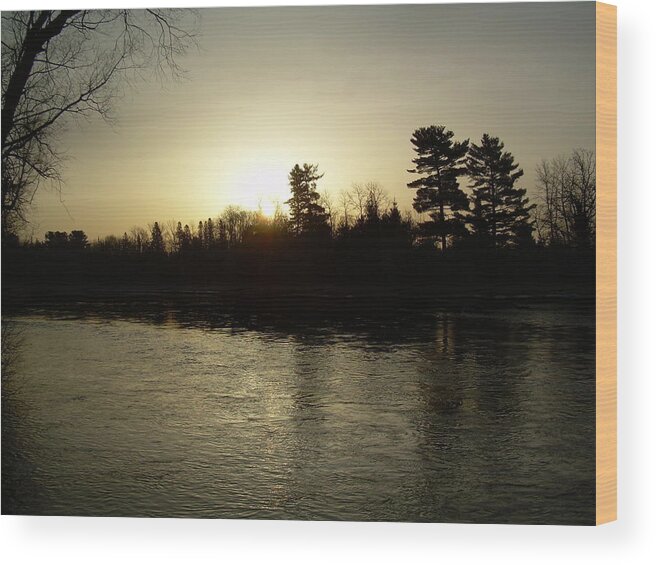 Mississippi River Wood Print featuring the photograph Hazy Mississippi river Sunrise by Kent Lorentzen