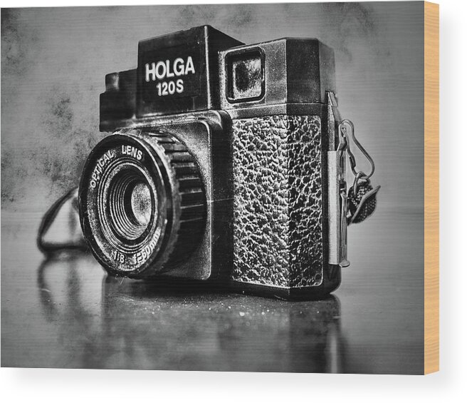 Holga 120s Black And White Wood Print featuring the photograph Holga 120S Black and White by Sharon Popek