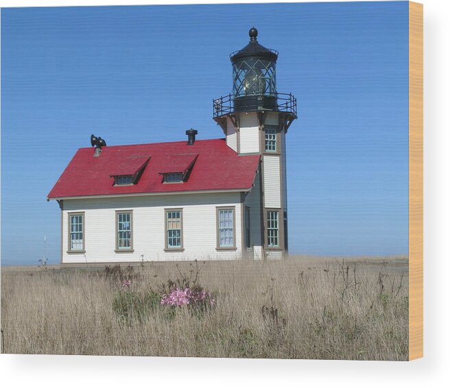 Mendocino Lighthouse Wood Print featuring the photograph Mendocino Lighthouse by Sandy Taylor