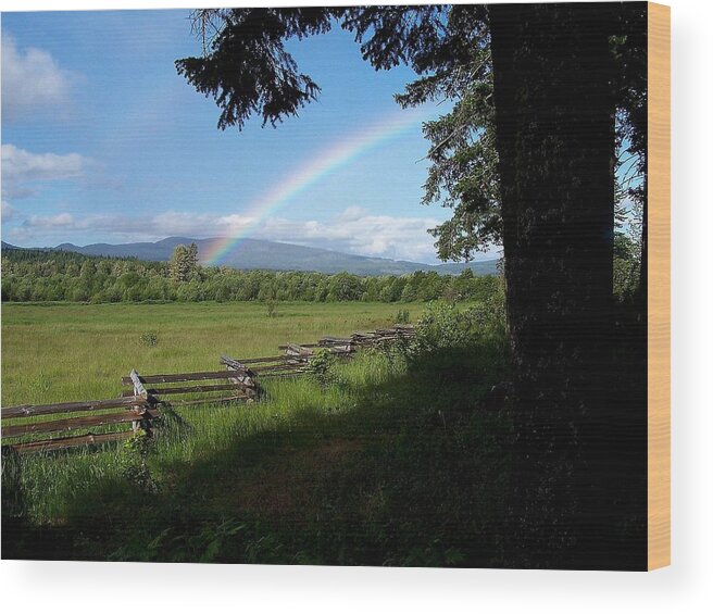 Washington Wood Print featuring the photograph Mountain Rainbow Photograph by Kimberly Walker