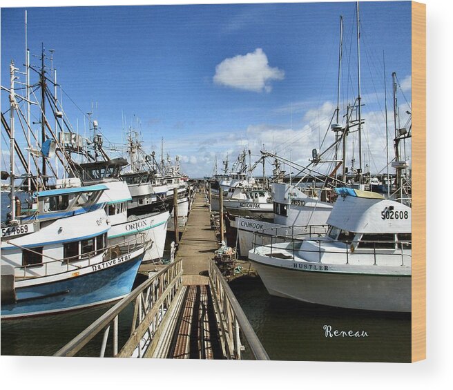 Piers Wood Print featuring the photograph Pier At Westport Washington by A L Sadie Reneau