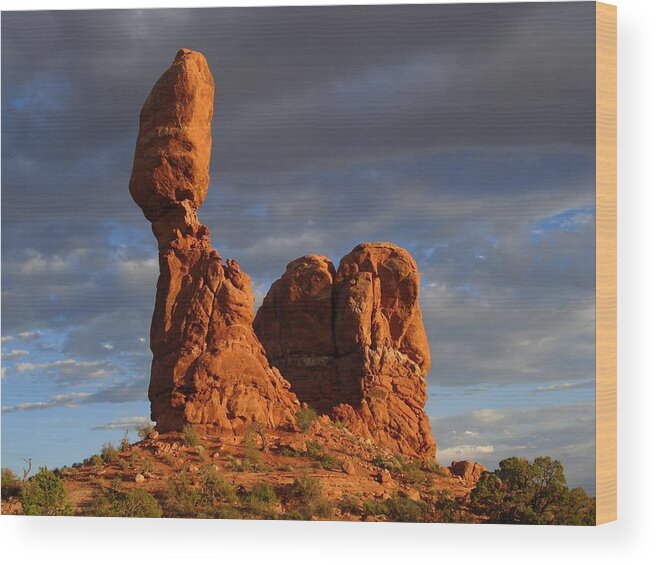 Landscape Wood Print featuring the photograph Sunset at Balanced Rock by Richard Deurer
