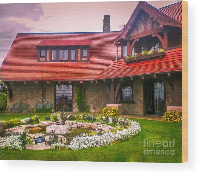 New England Wood Print featuring the photograph The Castle In The Clouds by Claudia M Photography