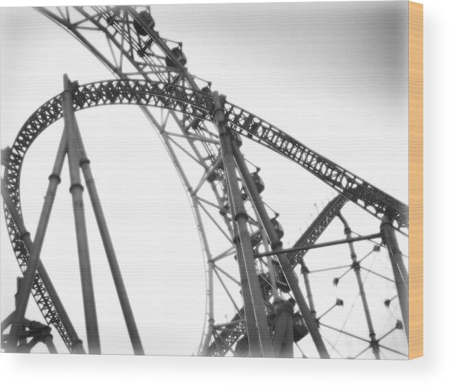 Hubless Ferris Wheel Wood Print featuring the photograph Thrill by Eena Bo