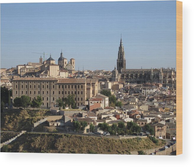 Toledo Wood Print featuring the photograph Toledo Cathedral by John Shiron