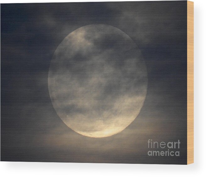 Full Moon Wood Print featuring the photograph Twas the night before a full moon by Kate Purdy