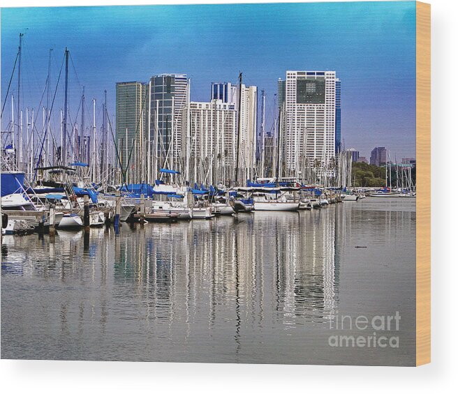 Hawaii Wood Print featuring the photograph Water Reflections in Honolulu by Sue Melvin