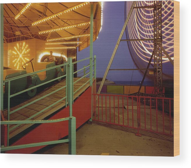 Clear Sky Wood Print featuring the photograph Amusement Ride At Night by Silvia Otte