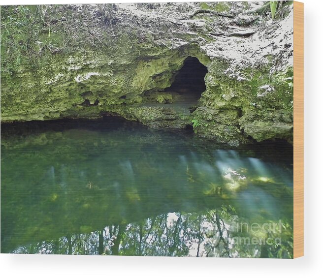 Grotto Wood Print featuring the photograph Beauty Of The Grotto by D Hackett