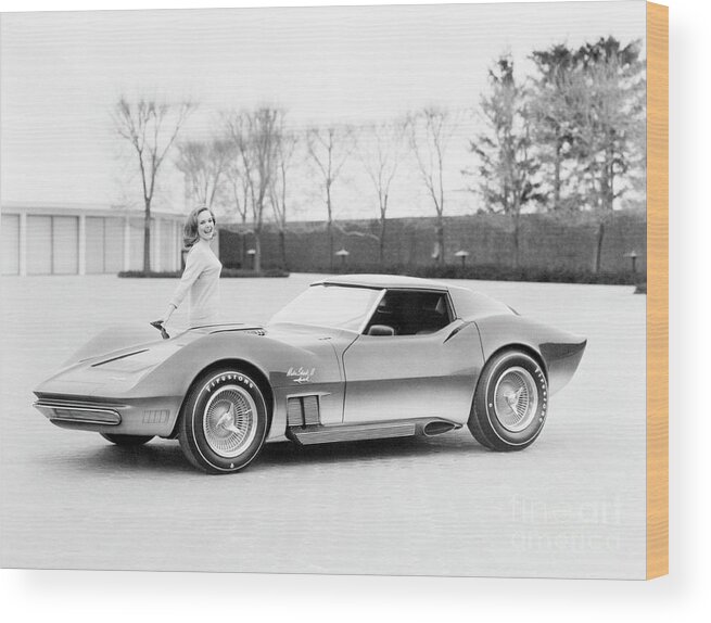 Aerodynamic Wood Print featuring the photograph Corvette Mako Shark II by Bettmann