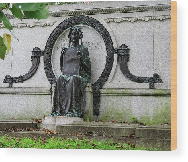 Henry Charles Lea Wood Print featuring the photograph Henry Charles Lea Monument by Linda Stern