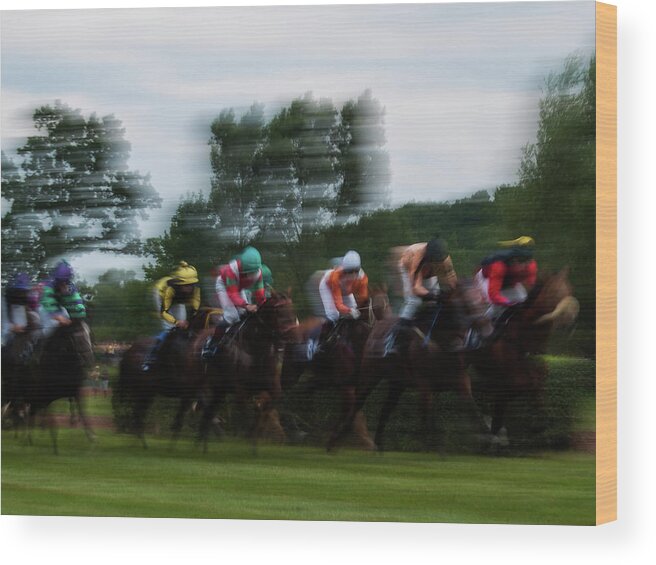 Horce-racing Wood Print featuring the photograph Horce Racing 05 by Jorg Becker