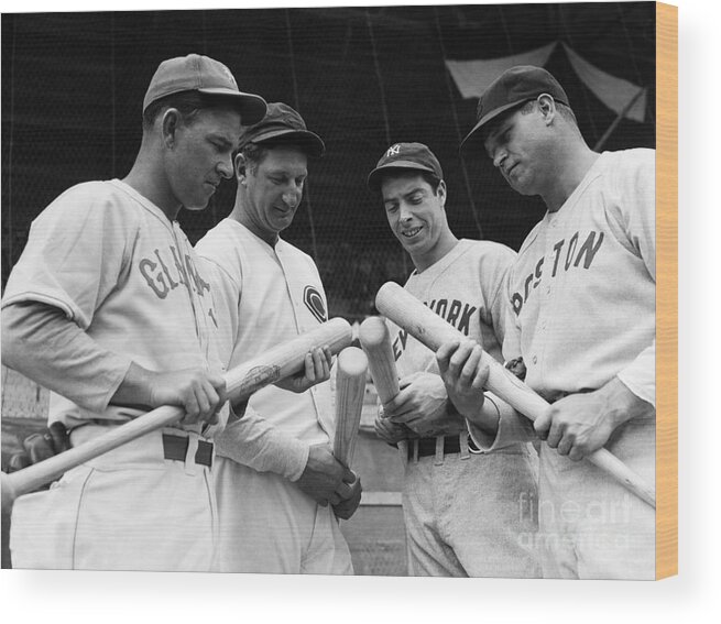 People Wood Print featuring the photograph Joe Dimaggio And Others by Bettmann