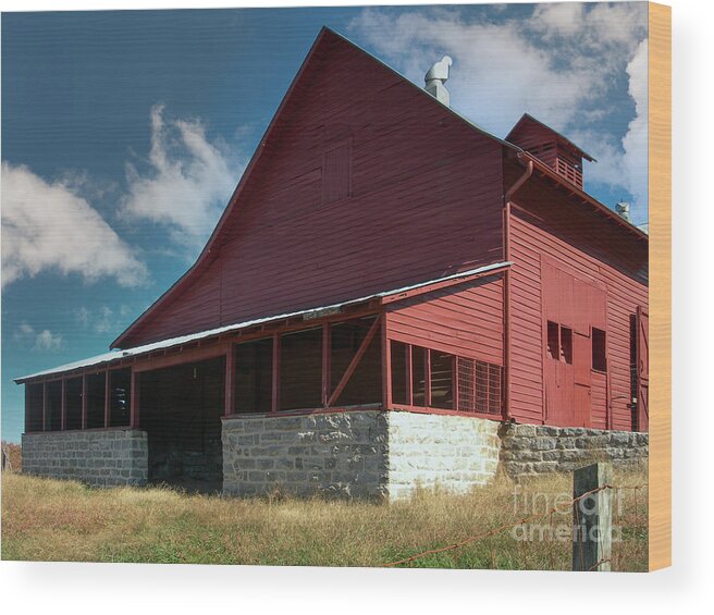 Connemara Farms Goat Dairy Wood Print featuring the photograph Country Barn in North Carolina by Dale Powell