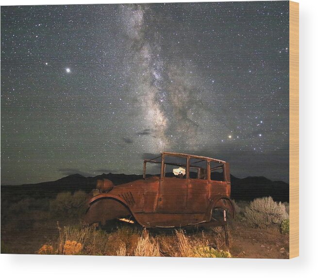 Milky Way Wood Print featuring the photograph Evening Drive by Gretchen Baker