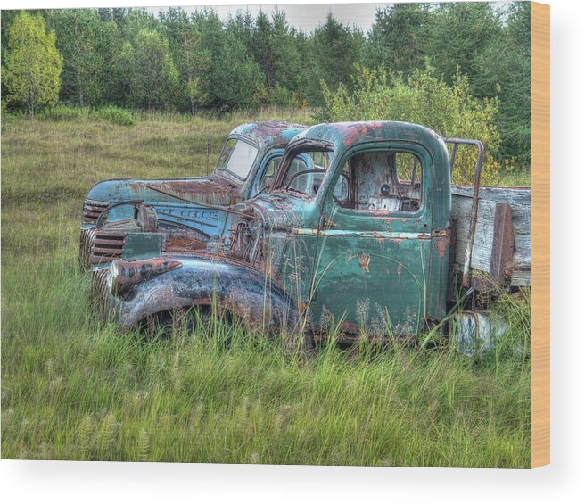 Ford Chevy Wood Print featuring the photograph Friends in Retirement by Kristia Adams