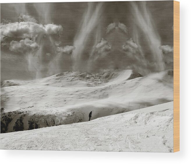 Boarder Wood Print featuring the photograph Last Run at Breckenridge by Wayne King