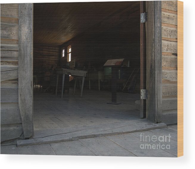 Doorway Wood Print featuring the photograph Look to the Past by Kae Cheatham