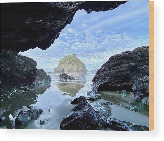 Houda Point Wood Print featuring the photograph Pathway to Surf by Daniele Smith