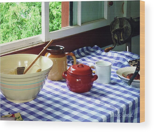 Sugar Bowl Wood Print featuring the photograph Red Sugar Bowl by Susan Savad