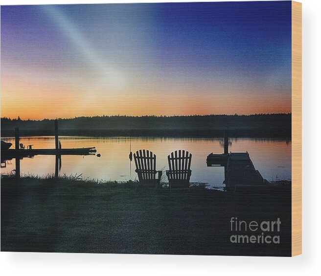 500 Views Wood Print featuring the photograph Water's Edge by Jenny Revitz Soper